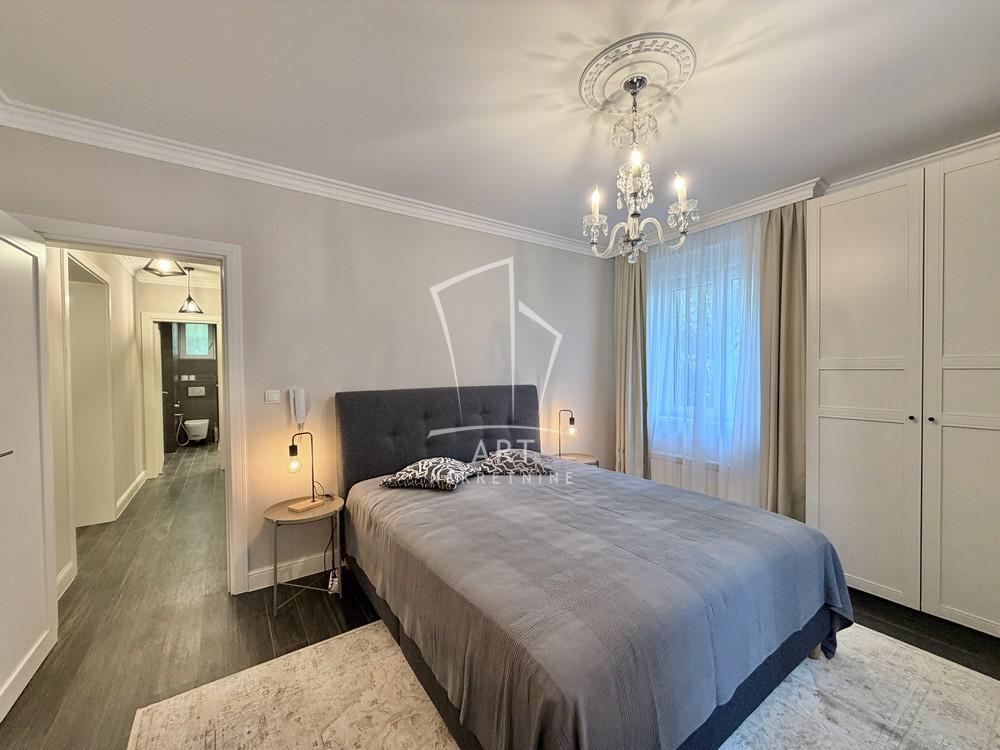 Stan na prodaju u Beogradu, Voždovac, trosoban, 80m2, cena 335000 evra