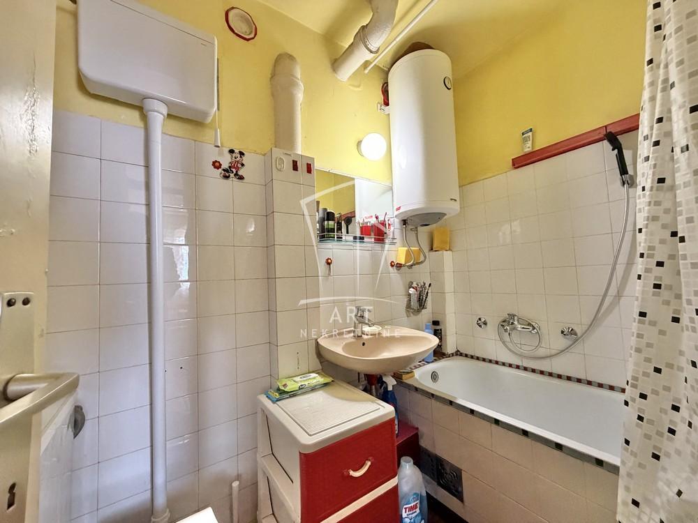 Stan na prodaju u Beogradu, Gornji grad, dvosoban, 43m2, cena 133000 evra