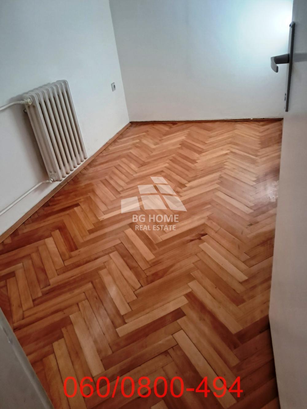 Stan na prodaju u Beogradu, Cvetkova pijaca, dvoiposoban, 56m2, cena 180000 evra