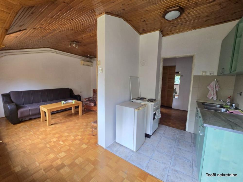 Stan na prodaju u Beogradu, Učiteljsko naselje, dvosoban, 48m2, cena 162000 evra