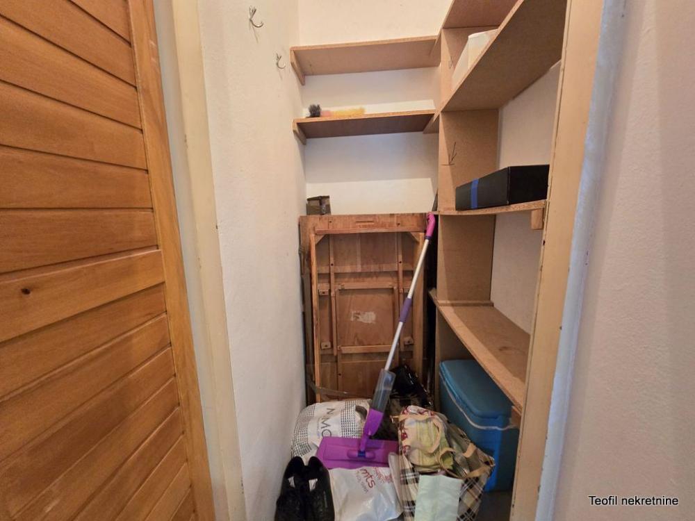 Stan na prodaju u Beogradu, Učiteljsko naselje, dvosoban, 48m2, cena 162000 evra