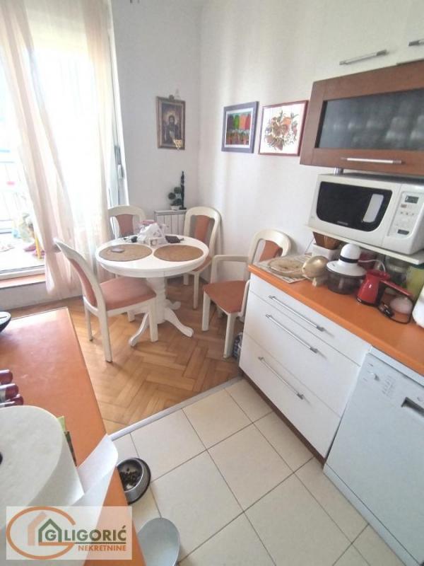 Stan na prodaju u Beogradu, Naselje Stepa Stepanović, jednoiposoban, 62m2, cena 192000 evra