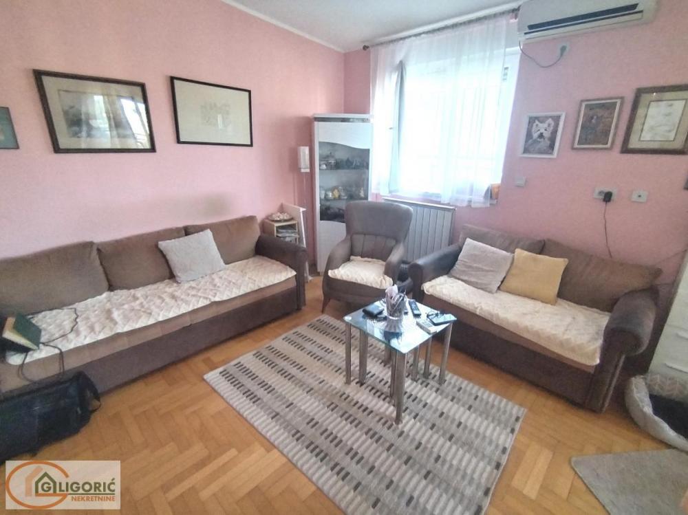 Stan na prodaju u Beogradu, Naselje Stepa Stepanović, jednoiposoban, 62m2, cena 192000 evra