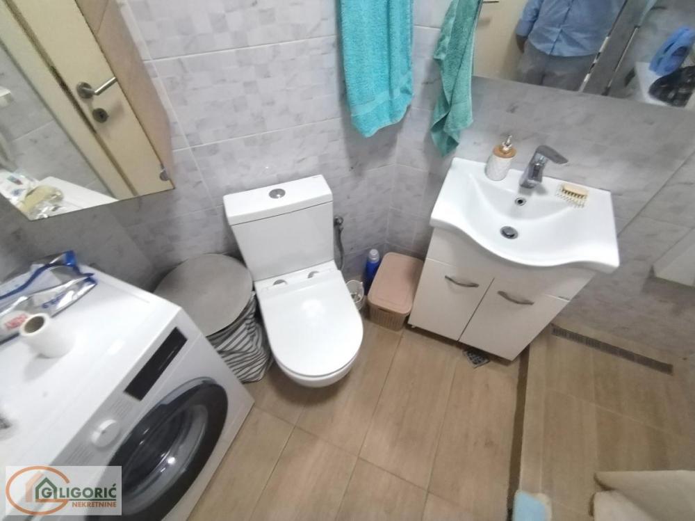 Stan na prodaju u Beogradu, Naselje Stepa Stepanović, jednoiposoban, 62m2, cena 192000 evra