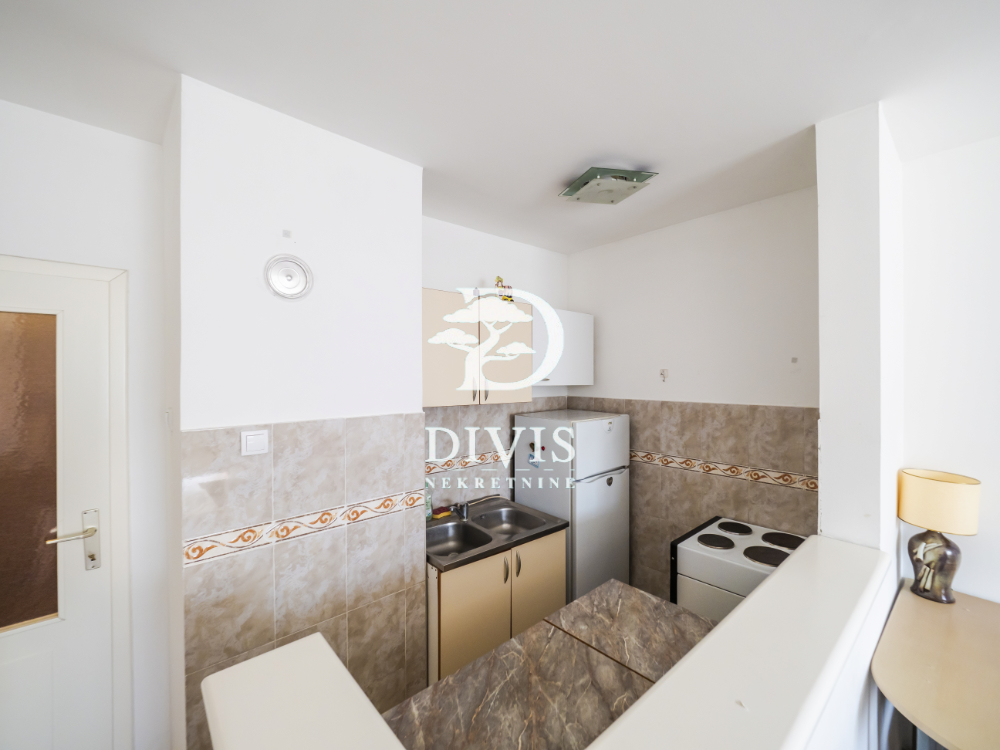 Stan na prodaju u Beogradu, Botanička bašta, dvosoban, 42m2, cena 175000 evra