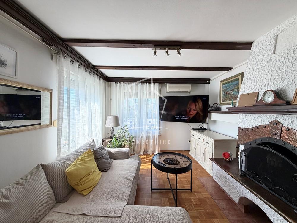 Stan na prodaju u Beogradu, Novi Beograd blok 70 (Kineski TC), trosoban, 74m2, cena 320000 evra
