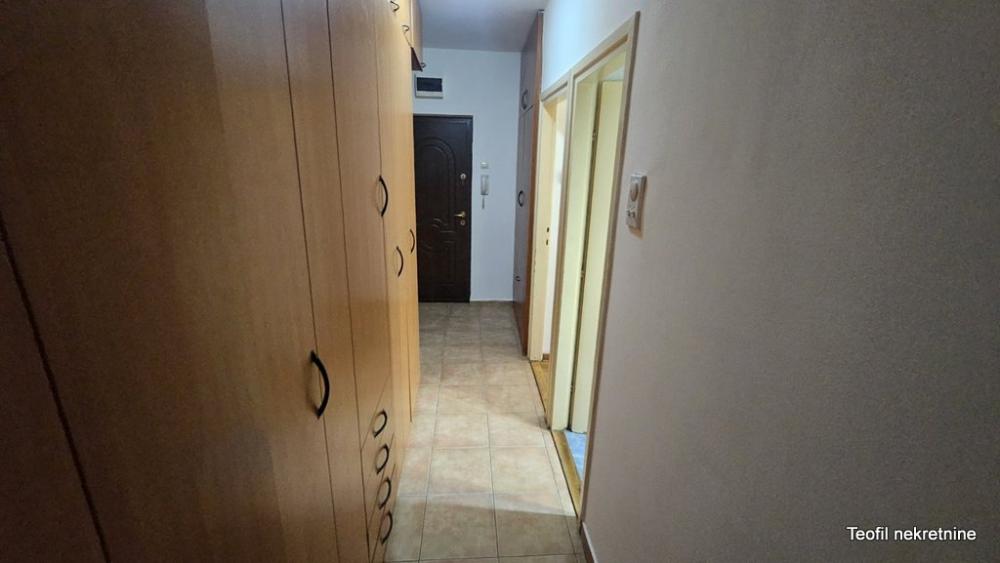 Stan na prodaju u Beogradu, Zemun polje, jednosoban, 43m2, cena 94600 evra