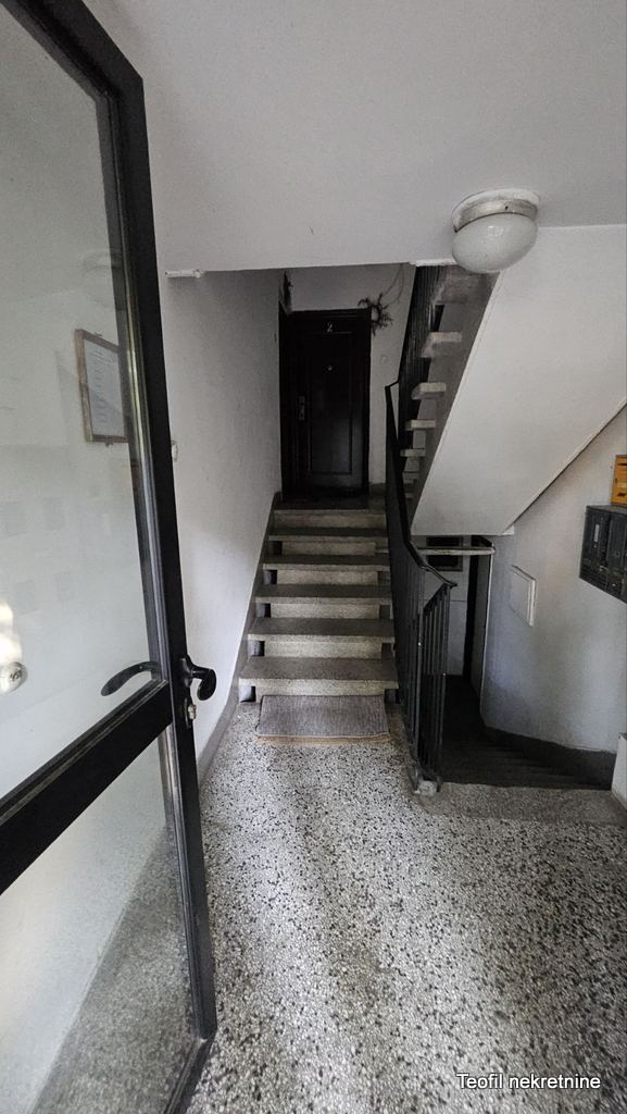 Stan na prodaju u Beogradu, Zemun polje, jednosoban, 43m2, cena 94600 evra