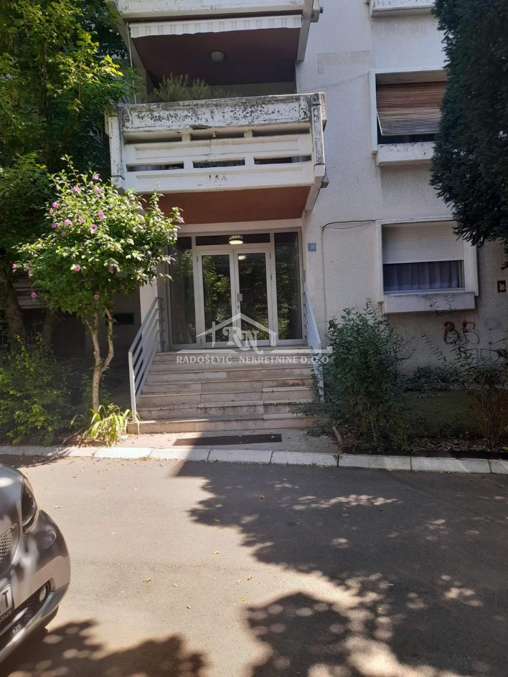 Stan na prodaju u Beogradu, Banovo brdo, 150m2, cena 529000 evra