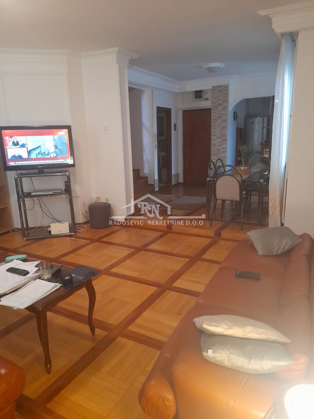 Stan na prodaju u Beogradu, Banovo brdo, 150m2, cena 529000 evra