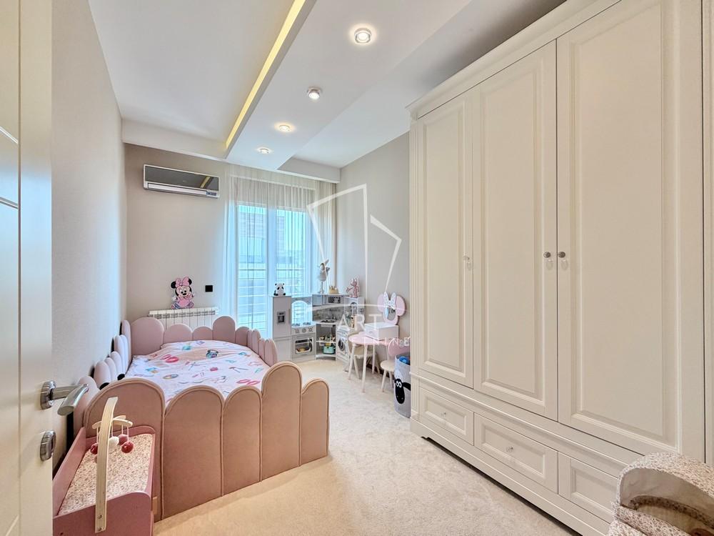Stan na prodaju u Beogradu, Dedinje, cetvorosoban, 103m2, cena 490000 evra