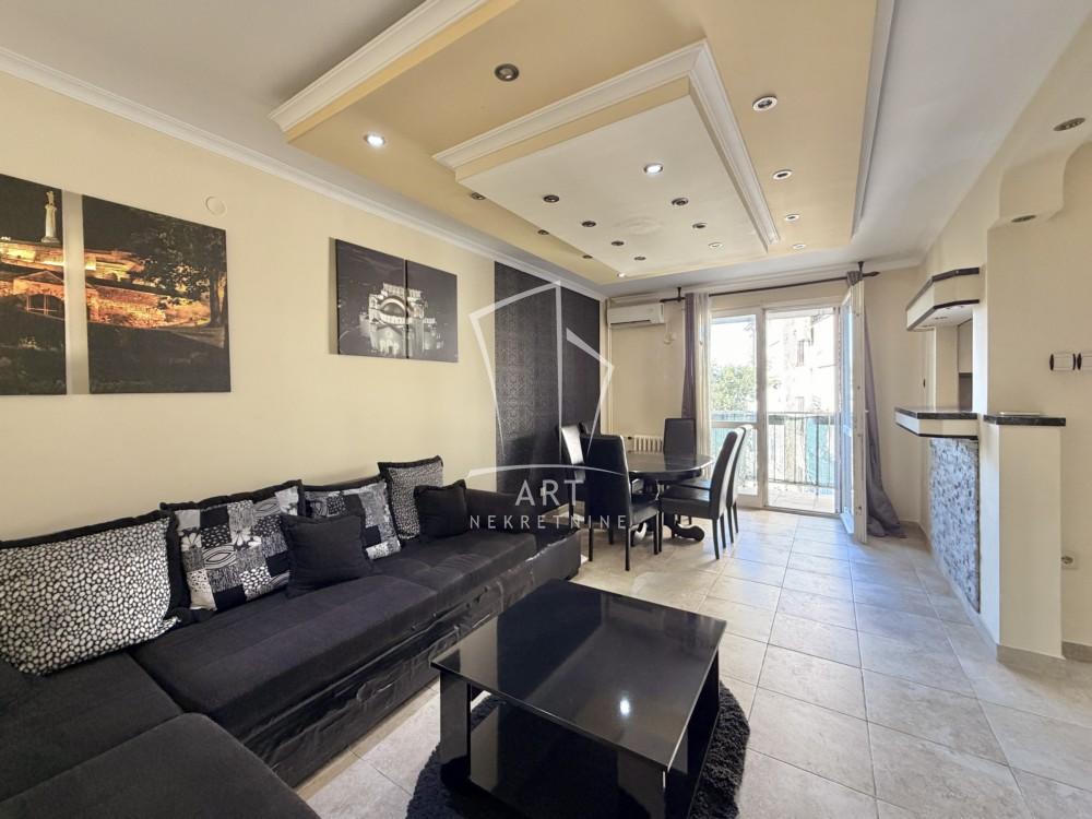 Stan na prodaju u Beogradu, Stari grad, dvosoban, 57m2, cena 256500 evra