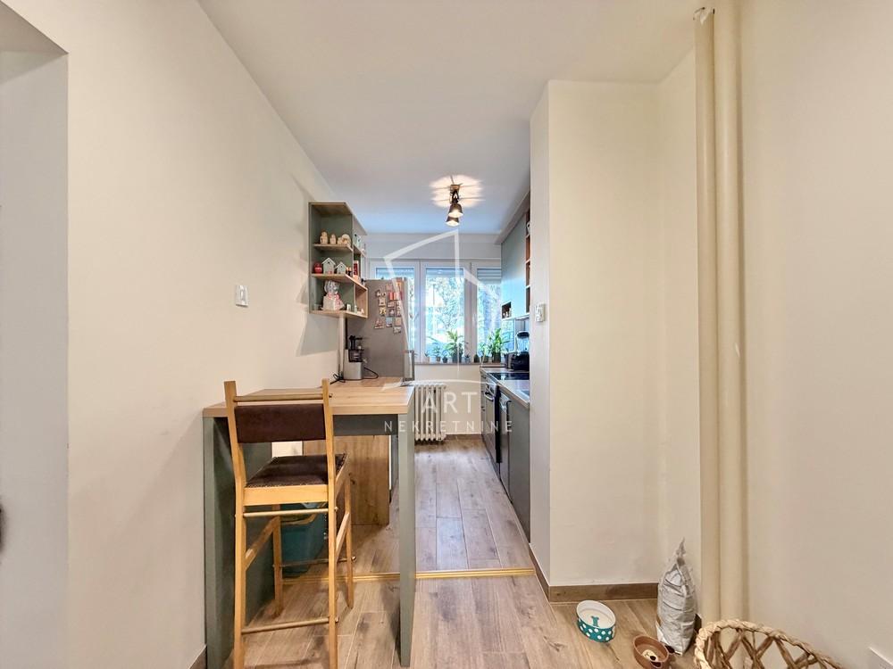 Stan na prodaju u Beogradu, Mirijevo, dvosoban, 53m2, cena 159500 evra