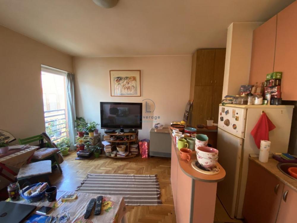 Stan na prodaju u Beogradu, Karaburma, jednosoban, 24m2, cena 86000 evra