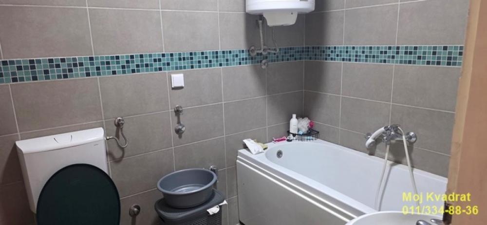Stan na prodaju u Beogradu, Labudovo brdo, dvoiposoban, 58m2, cena 153000 evra