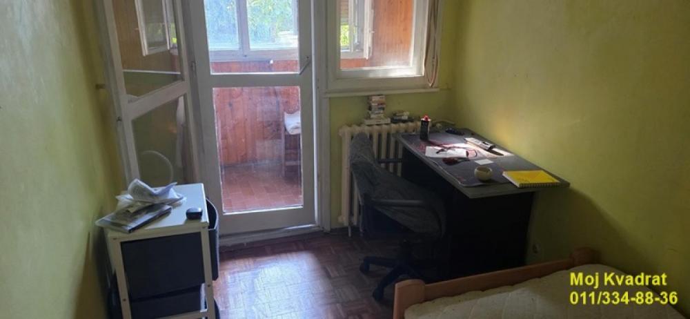 Stan na prodaju u Beogradu, Labudovo brdo, dvoiposoban, 58m2, cena 153000 evra