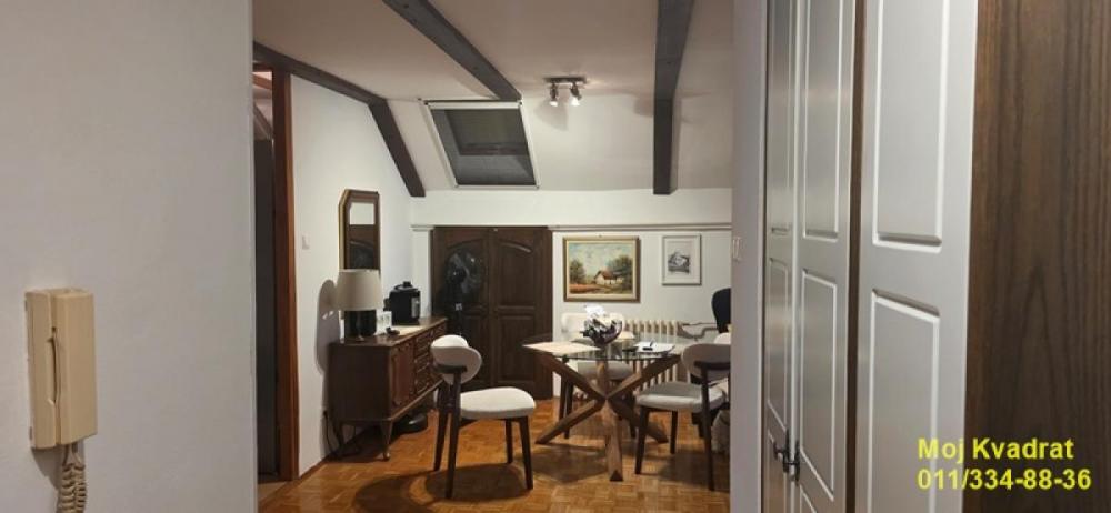 Stan na prodaju u Beogradu, Novi Beograd blok 70 (Kineski TC), trosoban, 74m2, cena 320000 evra