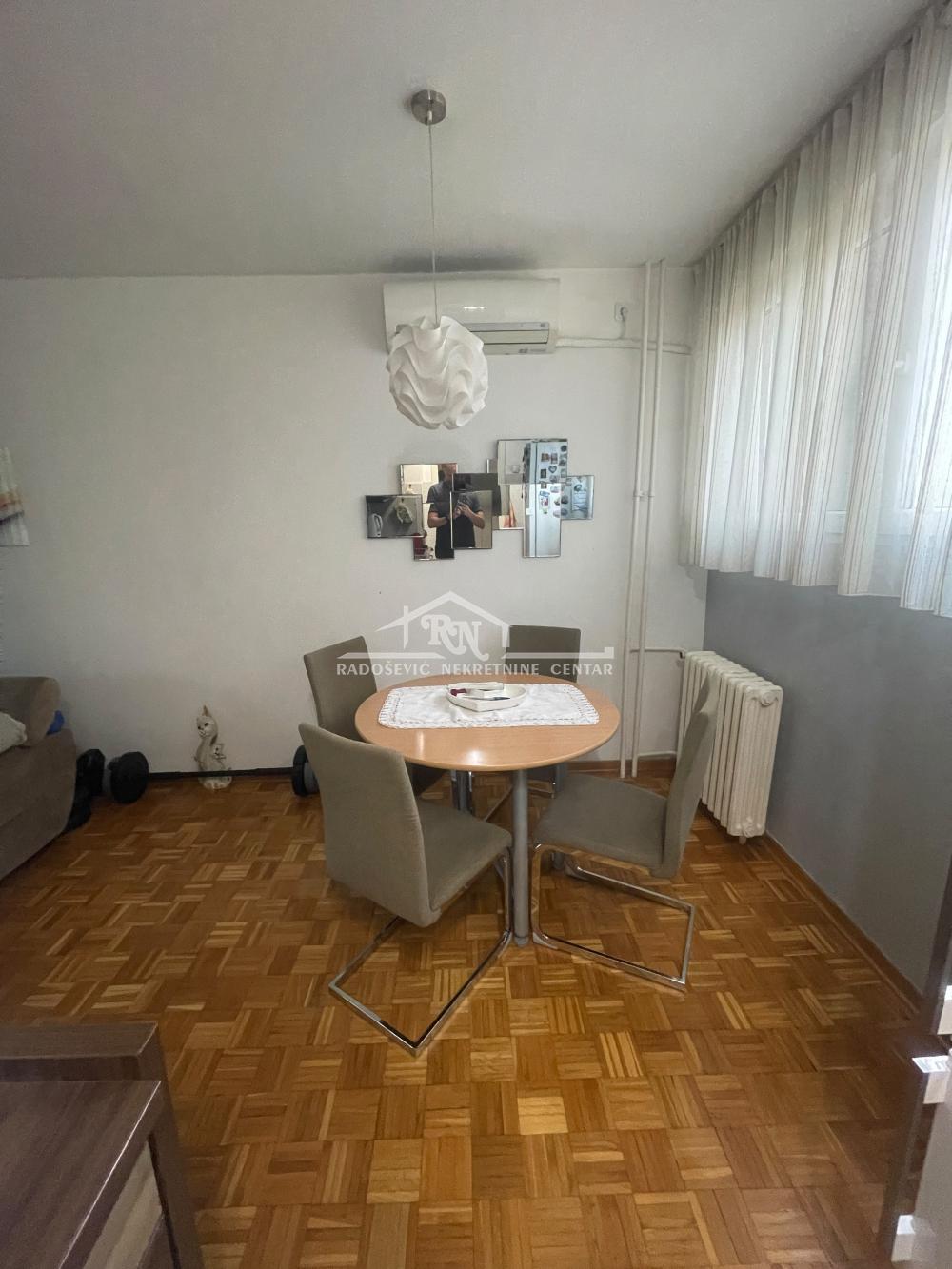 Stan na prodaju u Beogradu, Palilula, trosoban, 70m2, cena 154000 evra