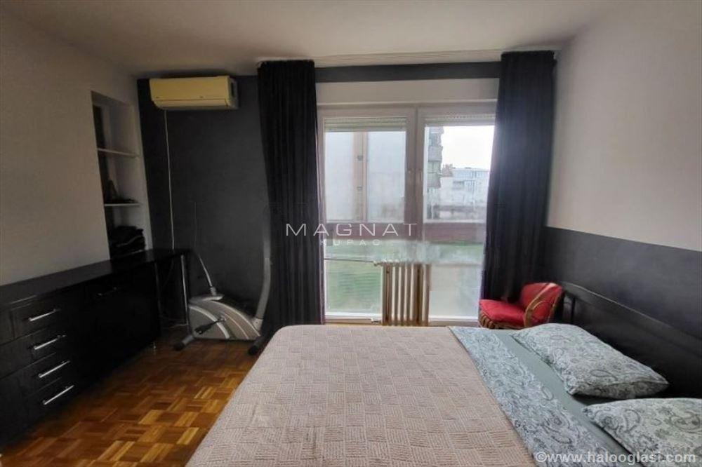 Stan na prodaju u Beogradu, Savski venac, dvosoban, 60m2, cena 260000 evra