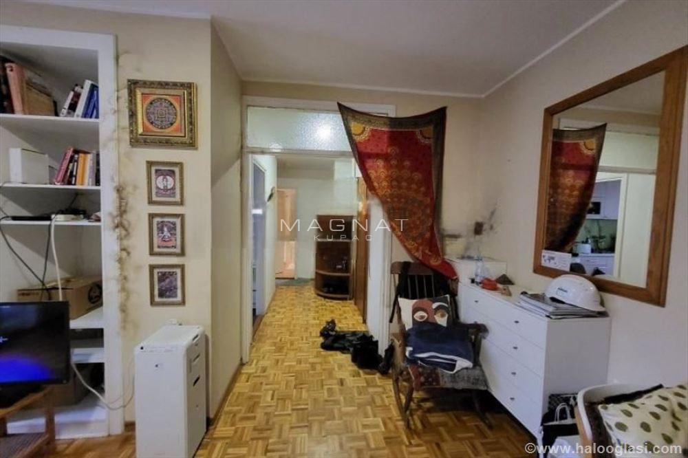 Stan na prodaju u Beogradu, Savski venac, dvosoban, 60m2, cena 260000 evra