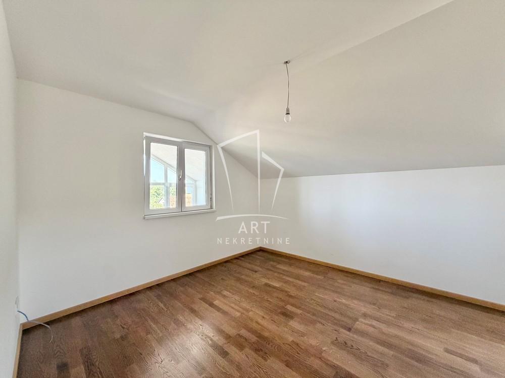 Stan na prodaju u Beogradu, Palilula, trosoban, 63m2, cena 120000 evra
