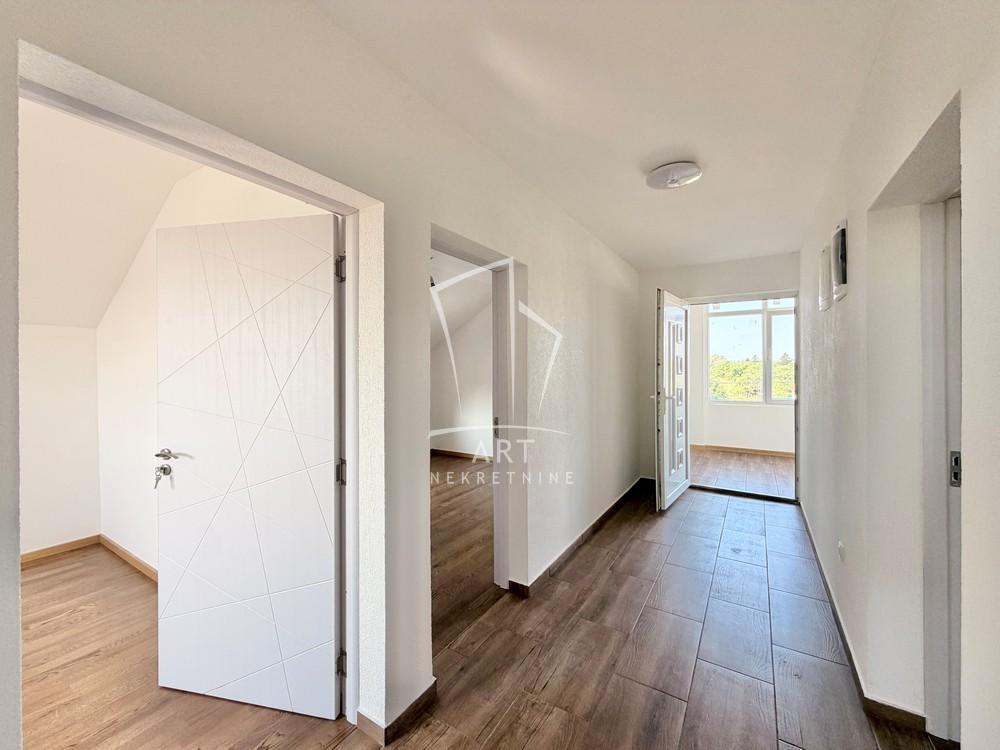 Stan na prodaju u Beogradu, Palilula, trosoban, 63m2, cena 120000 evra
