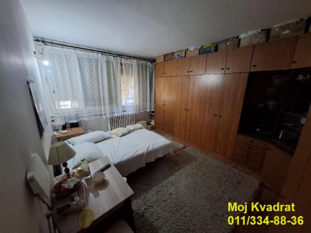 Stan na prodaju u Beogradu, Banovo brdo, dvosoban, 51m2, cena 170000 evra
