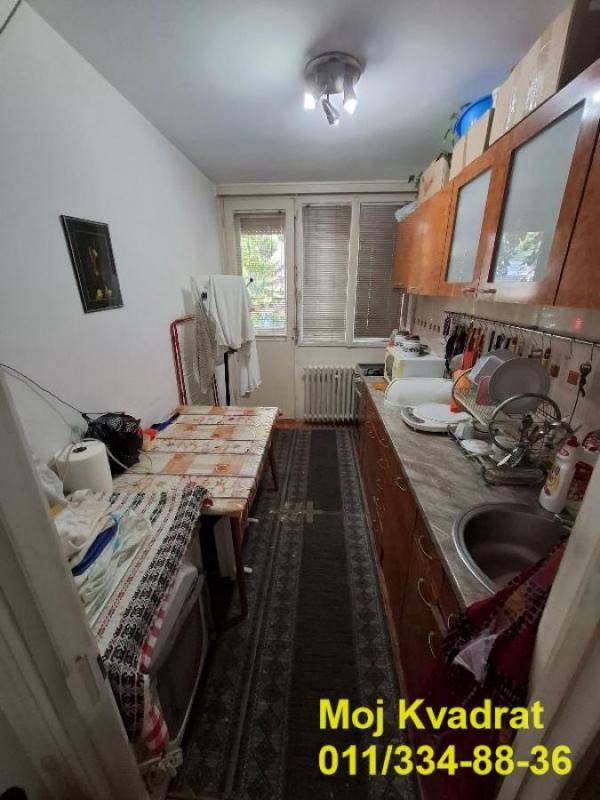 Stan na prodaju u Beogradu, Banovo brdo, dvosoban, 51m2, cena 170000 evra