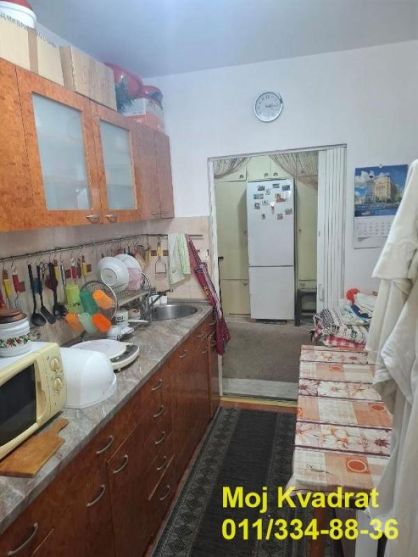 Stan na prodaju u Beogradu, Banovo brdo, dvosoban, 51m2, cena 170000 evra