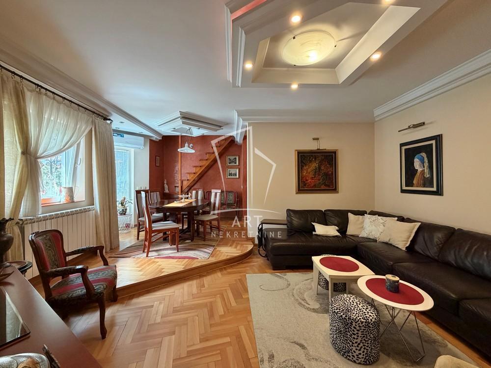 Stan na prodaju u Beogradu, Zemun, 86m2, cena 460000 evra
