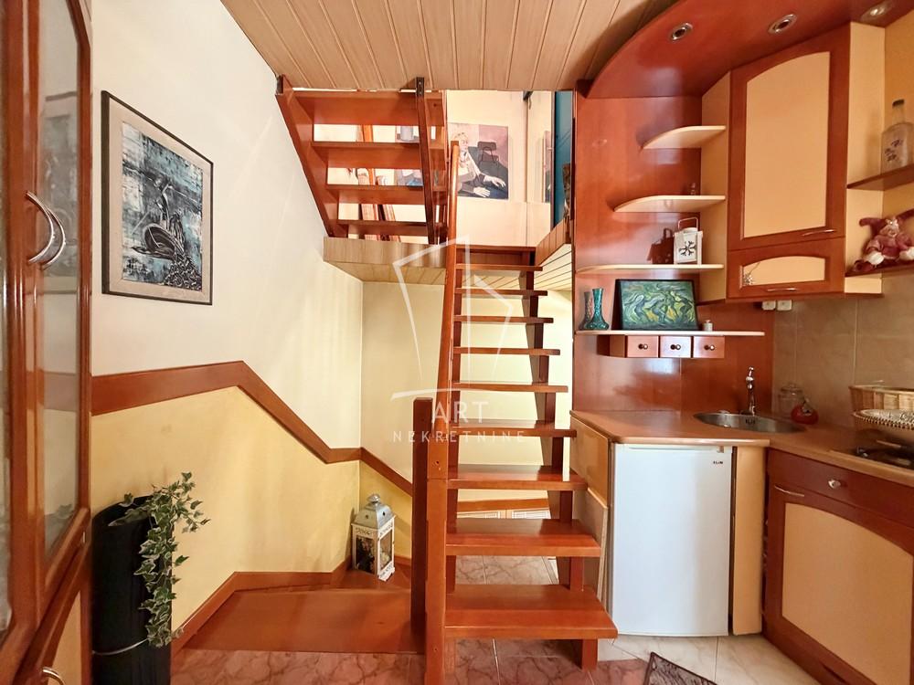 Stan na prodaju u Beogradu, Zemun, 86m2, cena 460000 evra