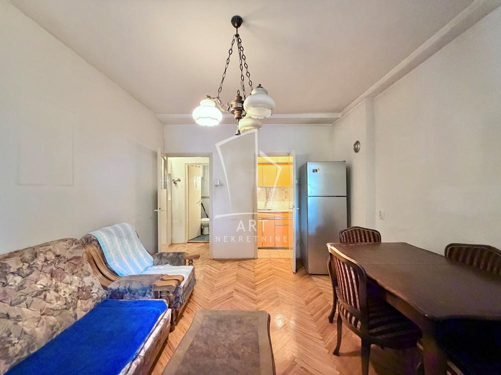 Stan na prodaju u Beogradu, Karaburma, dvosoban, 46m2, cena 145000 evra