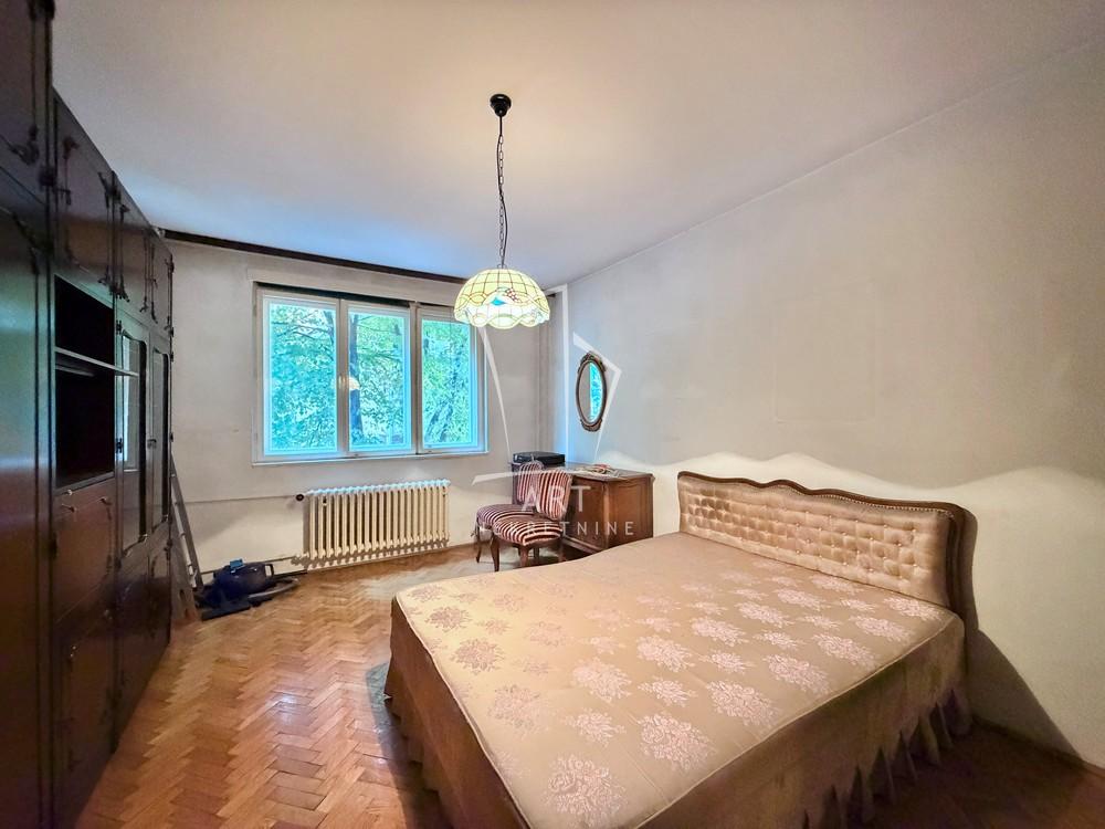 Stan na prodaju u Beogradu, Karaburma, dvosoban, 46m2, cena 145000 evra