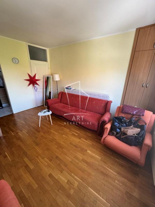 Stan na prodaju u Beogradu, Učiteljsko naselje, dvosoban, 46m2, cena 153000 evra