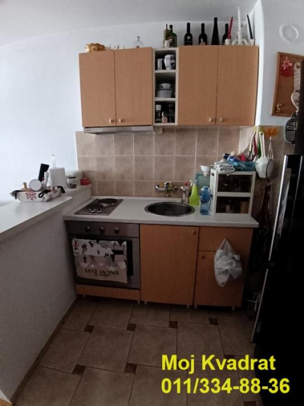 Stan na prodaju u Beogradu, Karaburma 2, jednosoban, 30m2, cena 99900 evra
