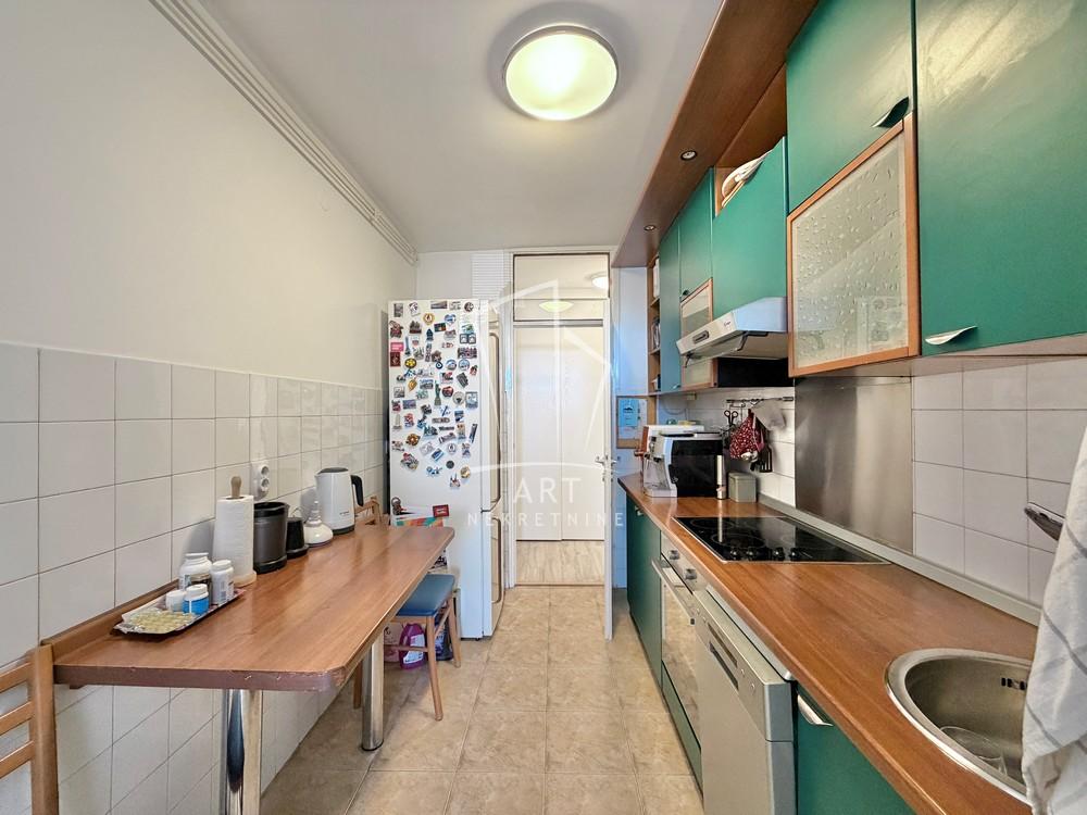 Stan na prodaju u Beogradu, Banovo brdo, dvosoban, 62m2, cena 235000 evra