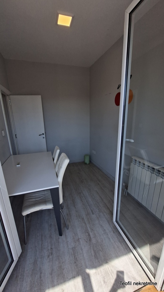 Stan na prodaju u Beogradu, Đeram pijaca, 118m2, cena 349000 evra