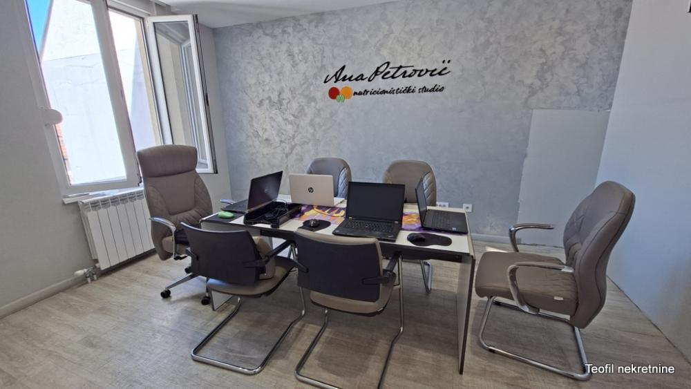 Stan na prodaju u Beogradu, Đeram pijaca, 118m2, cena 349000 evra