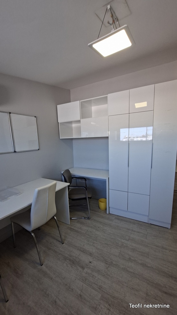 Stan na prodaju u Beogradu, Đeram pijaca, 118m2, cena 349000 evra