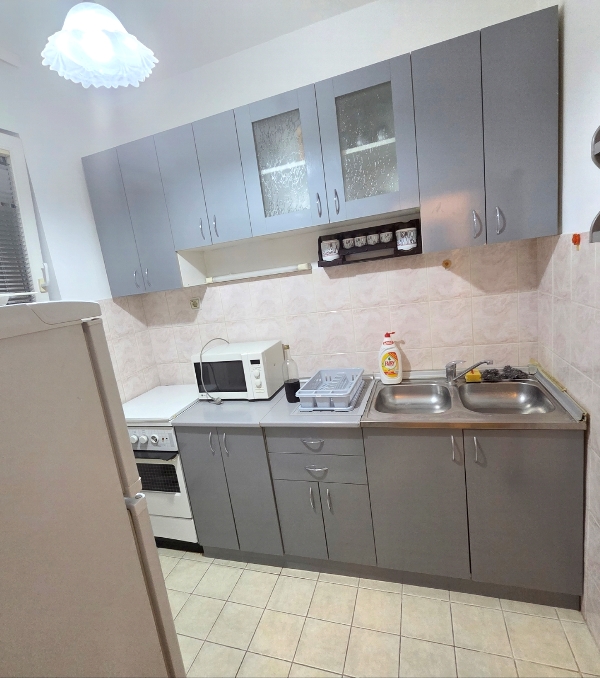 Stan na prodaju u Beogradu, Dimitrija Tucovića, dvosoban, 49m2, cena 140000 evra