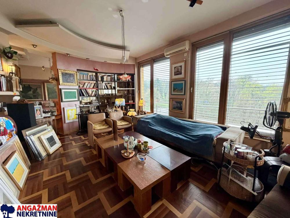 Stan na prodaju u Beogradu, Dedinje, dvosoban, 63m2, cena 252000 evra