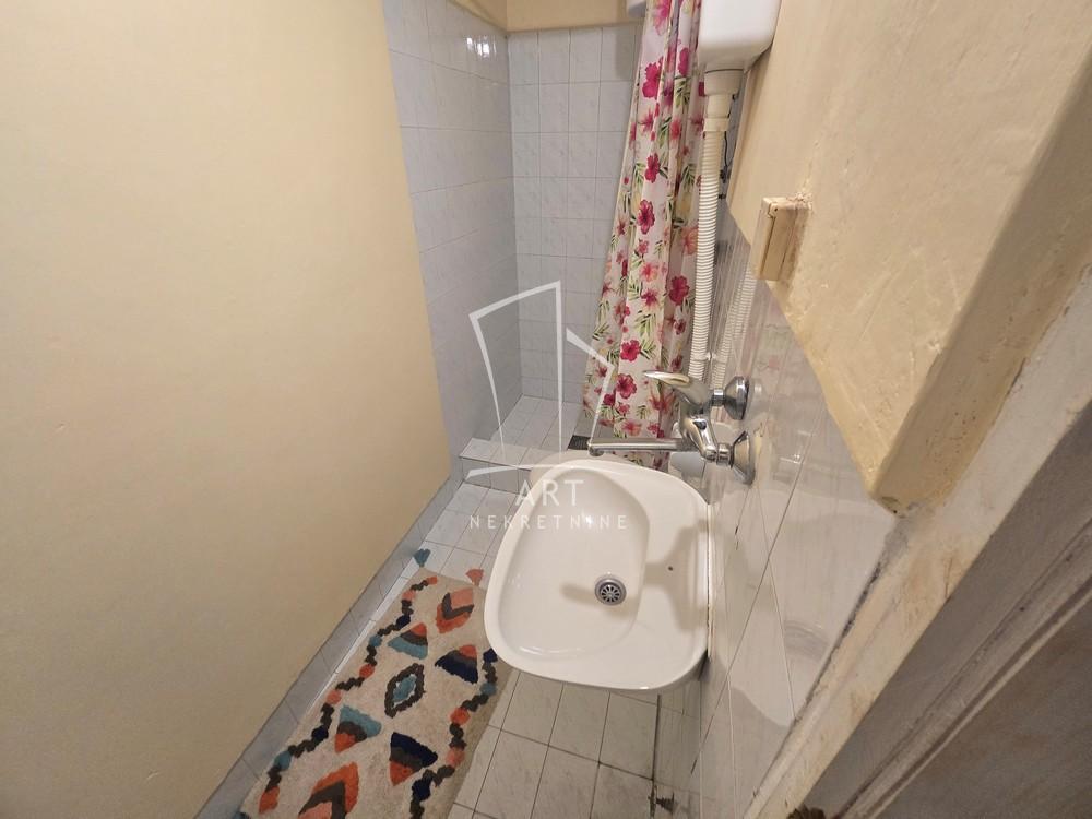 Stan na prodaju u Beogradu, Savski venac, jednosoban, 27m2, cena 125000 evra