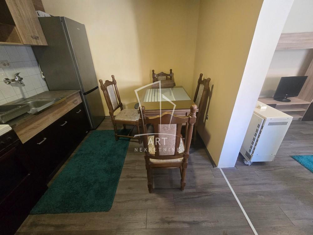 Stan na prodaju u Beogradu, Savski venac, jednosoban, 27m2, cena 125000 evra