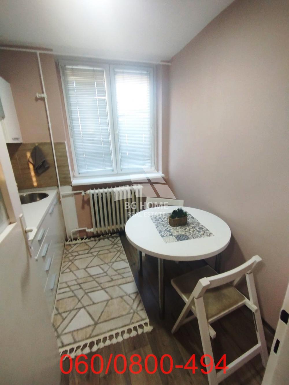 Stan na prodaju u Beogradu, Novi Beograd blok 21 (10. gimnazija), jednosoban, 29m2, cena 155000 evra