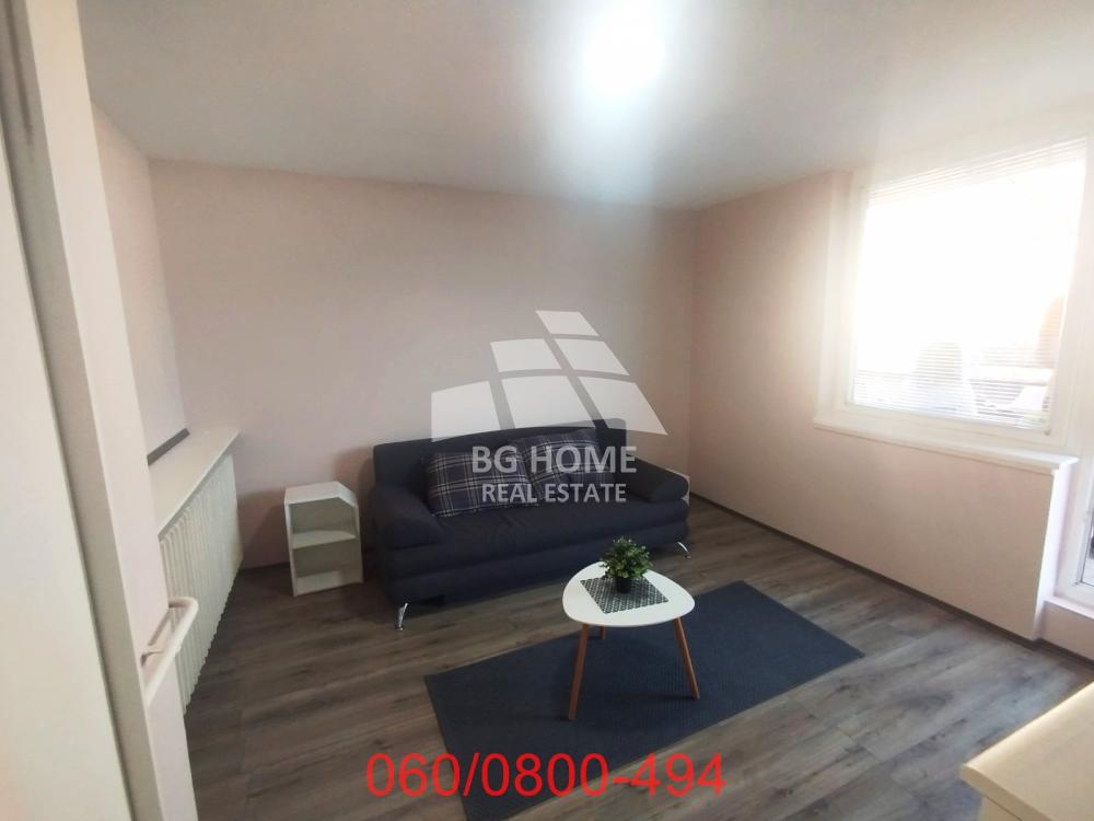 Stan na prodaju u Beogradu, Novi Beograd blok 21 (10. gimnazija), jednosoban, 29m2, cena 155000 evra