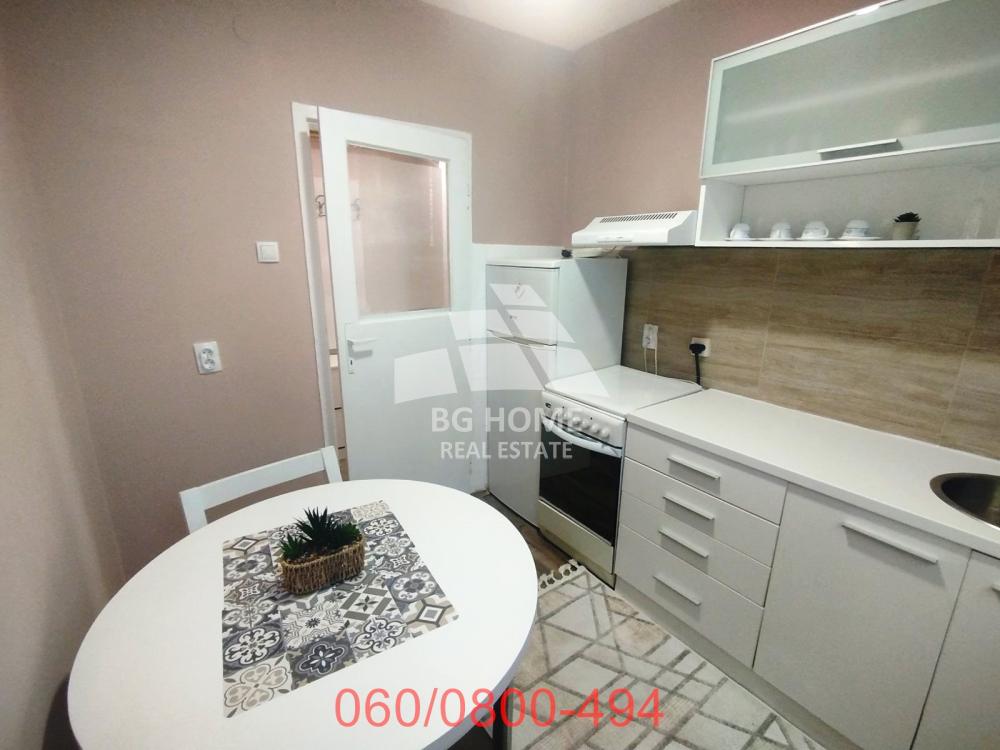 Stan na prodaju u Beogradu, Novi Beograd blok 21 (10. gimnazija), jednosoban, 29m2, cena 155000 evra
