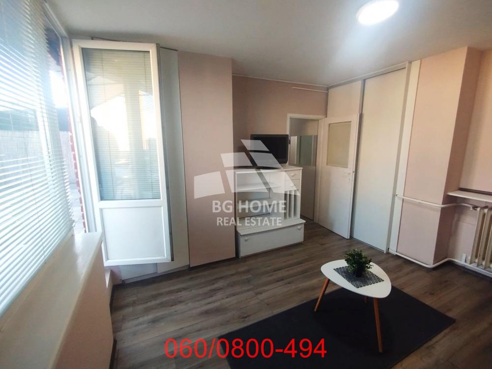 Stan na prodaju u Beogradu, Novi Beograd blok 21 (10. gimnazija), jednosoban, 29m2, cena 155000 evra