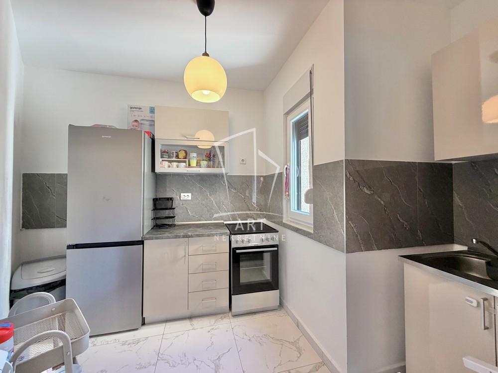 Stan na prodaju u Beogradu, Mirijevo, trosoban, 56m2, cena 149000 evra