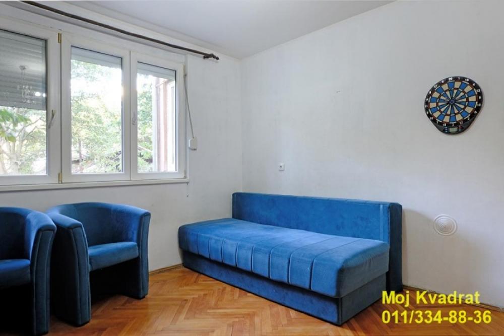 Stan na prodaju u Beogradu, Karaburma, dvosoban, 55m2, cena 153000 evra