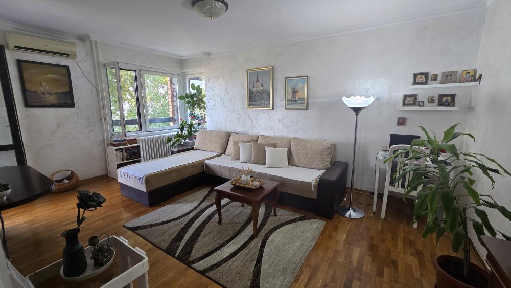 Stan na prodaju u Beogradu, Višnjička banja, dvoiposoban, 72m2, cena 225000 evra